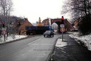 Trittau: Möllner Landstraße: Abbruch Eisenbahnbrücke