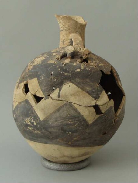 Clay vessel