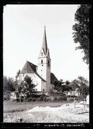 Kirche von Nordosten