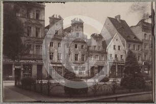 Fassaden der Bürgerhäuser Langestraße 6-9 in Brieg