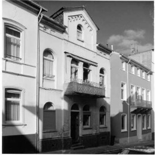 Wohnhaus; Bad Homburg, Kasernenstraße 4
