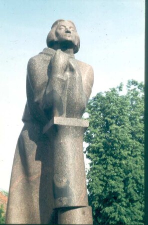 Adam-Mickiewicz-Denkmal