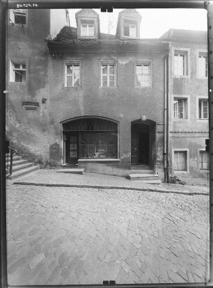 Meißen-Altstadt, Hohlweg 4. Wohnhaus mit Laden (16. Jh. ?). Straßenfront
