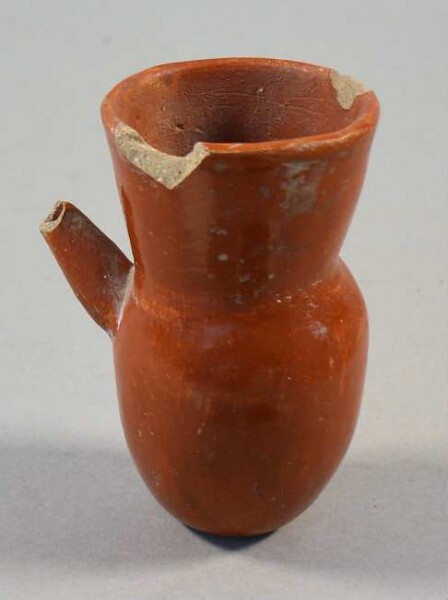 Clay vessel (miniature)