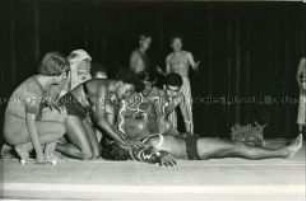 Australische Tanzvorführung bei den 3.Weltfestspielen in Berlin