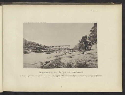 Strassenbrücke über die Isar bei Bogenhausen.