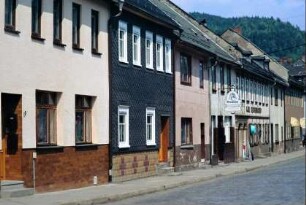 Straßenzeile an der Straße nach Sonneberg