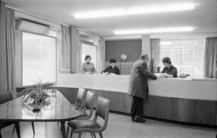 Einweihung der neuen Geschäftsstelle des ADAC Gau Nordbaden am Bahnhofplatz 16.