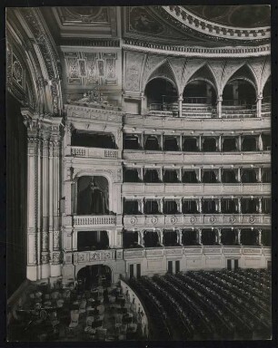 Kaiserlich-königliches Hof-Operntheater (auch: Wiener Staatsoper), Wien: Ansicht Proszenium und Zuschauerraum