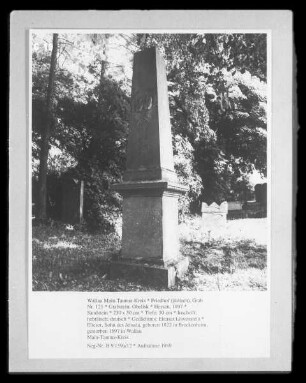 Grabstein Obelisk