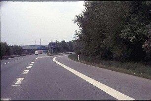 Einfahrt in Tangente Nordost (Weinheim Richtung Frankfurt) von Hauptfahrbahn Nord der A659 (Weinheim Richtung Mannheim)