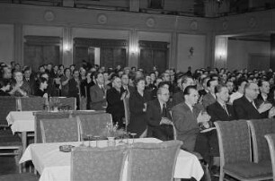 Veranstaltung im Franz-Mehring-Haus in Leipzig, Blick in das Auditorium