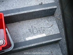 "MACHT"