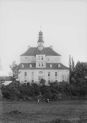 Gießmannsdorf (Nadrzecze). Schloss (1603). Gartenfront