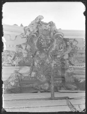 Berlin, Schloss Charlottenburg, Altes Schloss, Ovaler Saal, R.: 211, Nordkartusche.