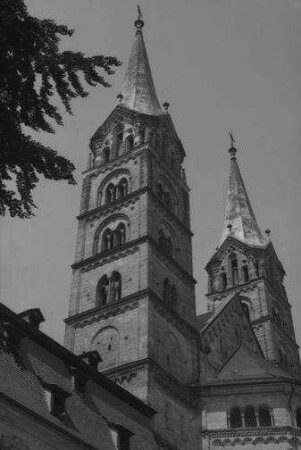 Bamberg: Türme des Domes von unten