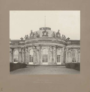 Schloss Sanssouci in Potsdam - Parkseite des Mittelbaus