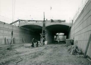 Tunnel 1957-1960