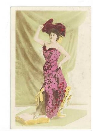 Frau in einem eleganten Kleid