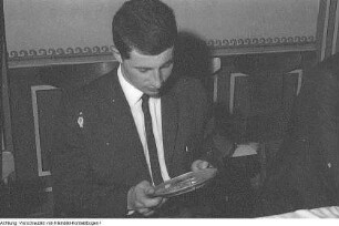 Verschiedene Sportveranstaltungen, Sport in der Nationalen Volksarmee der DDR (NVA), Betreuung von französischem Eiskunstläufer im Krankenhaus, Pausensport, Auszeichnung von Leistungssportlern, Minigolf-Anlage im Großen Garten, Kinder- und Jugend-Spartakiade, Flutlichtmasten des Rudolf-Harbig-Stadions, u.a., April 1965 - 1970