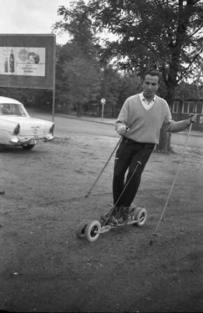 Vorbereitung auf die Ski-Saison mit dem neuartigen "Olympia-Skiroller".