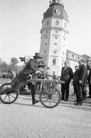 Drais-Ralley Straßburg - Karlsruhe als Werbemaßnahme für die Bundesgartenschau 1967.