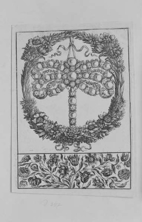 Folge von Goldschmiedearbeiten mit Blumenornament — Ein Anhänger umgeben von einem Blumenkranz,