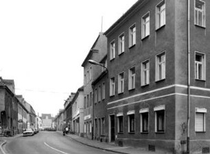 Großenhain, Dresdner Straße. Blick von der Kreuzung Beethovenallee / Carl-Maria-von-Weber-Allee nach Nordnordost