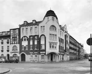 Wurzen. Wohnhaus mit Laden (1890/1900), Bürgermeister-Schmidt-Platz 4. Eckansicht