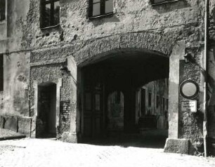 Oelsnitz/Vogtland. Schloss Voigtsberg (1270/1900). Torhaus