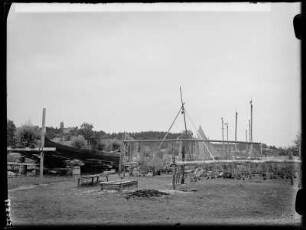 Nidden: Fischernetze am Hafen