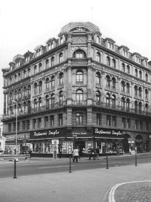 Wohn- u. Geschäftshaus; Frankfurt, Hochstraße 56
