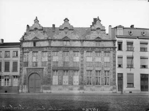 Erzbischhöfliches Kollegiatsgebäude Sankt Romuald