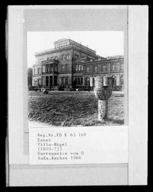 Essen. Villa Hügel (1870-1872). Gartenseite von Osten