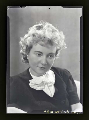 Porträtfotografie Frau von Reitmayr (3)