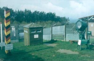 Eichsfeld. Grenzmuseum Schifflersgrund. Details von Einrichtungender ehemaligen Zonengrenze