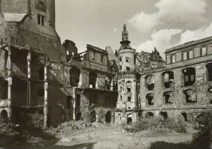 Dresden, Residenzschloss, GRoßer Schlosshof : Zustandsaufnahme 1957