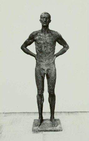 Stehende männliche Figur (Jünglingsakt)