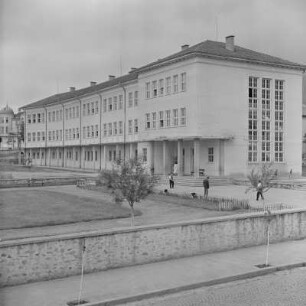 Das neue Schulgebäude in Karlowo