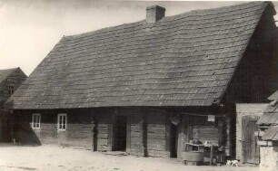 Altes Holzhaus in Rohne : Stare drjewjane domske w Rownom