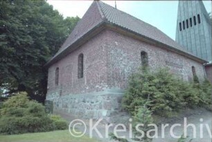 Schulstraße: Kirche: Blick von Nordosten auf Kirchenschiff