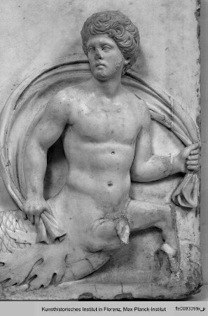 Camerino di alabastro : Nereide zwischen zwei Tritonen
