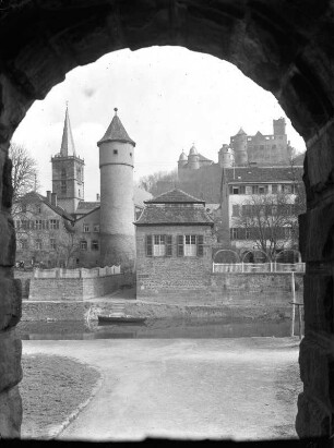 Durchblick auf Wertheim am Main mit Burgruine