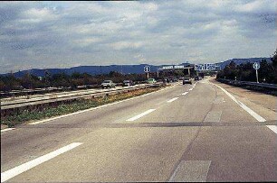 Ausfahrt aus Tangente Südost (Mannheim-Neckarau Richtung Heidelberg) zu Nebenfahrbahn Süd (Mannheim Richtung Heidelberg)