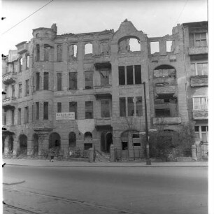 Negativ: Ruine, Wielandstraße 44, 1950