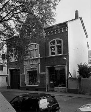 Hattersheim, Hauptstraße 34