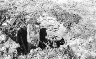Neschwitz-Saritsch. Ehem. Windmühlengehöft, Brunnen
