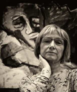 SABINE SACHS IN IHREM ATELIER