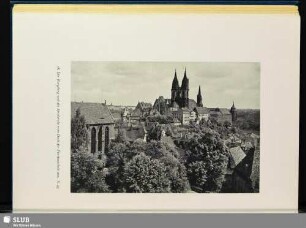 Der Burgberg und die Afrakirche vom Dach der Fürstenschule aus