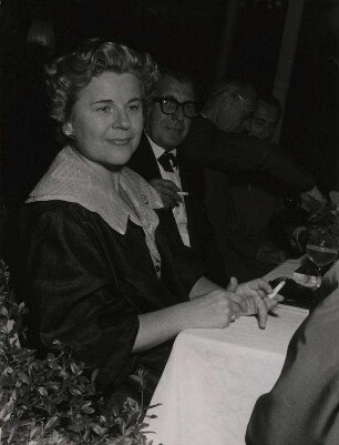 Ufa-Nacht 1955 Paula Wessely [Internationale Filmfestspiele?]